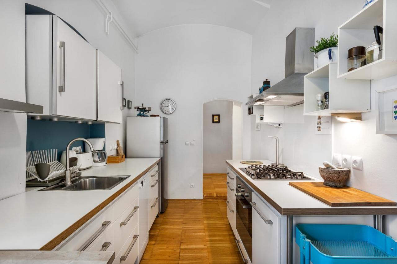 Rog Apartment With Furnished Courtyard Ljubljana Dış mekan fotoğraf